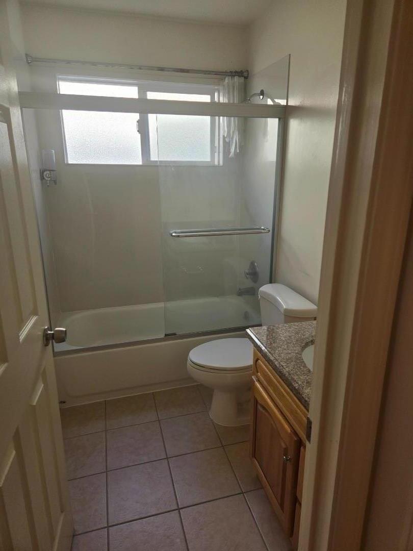 Detail Gallery Image 11 of 12 For 308 Torino Dr, San Carlos,  CA 94070 - 2 Beds | 2 Baths