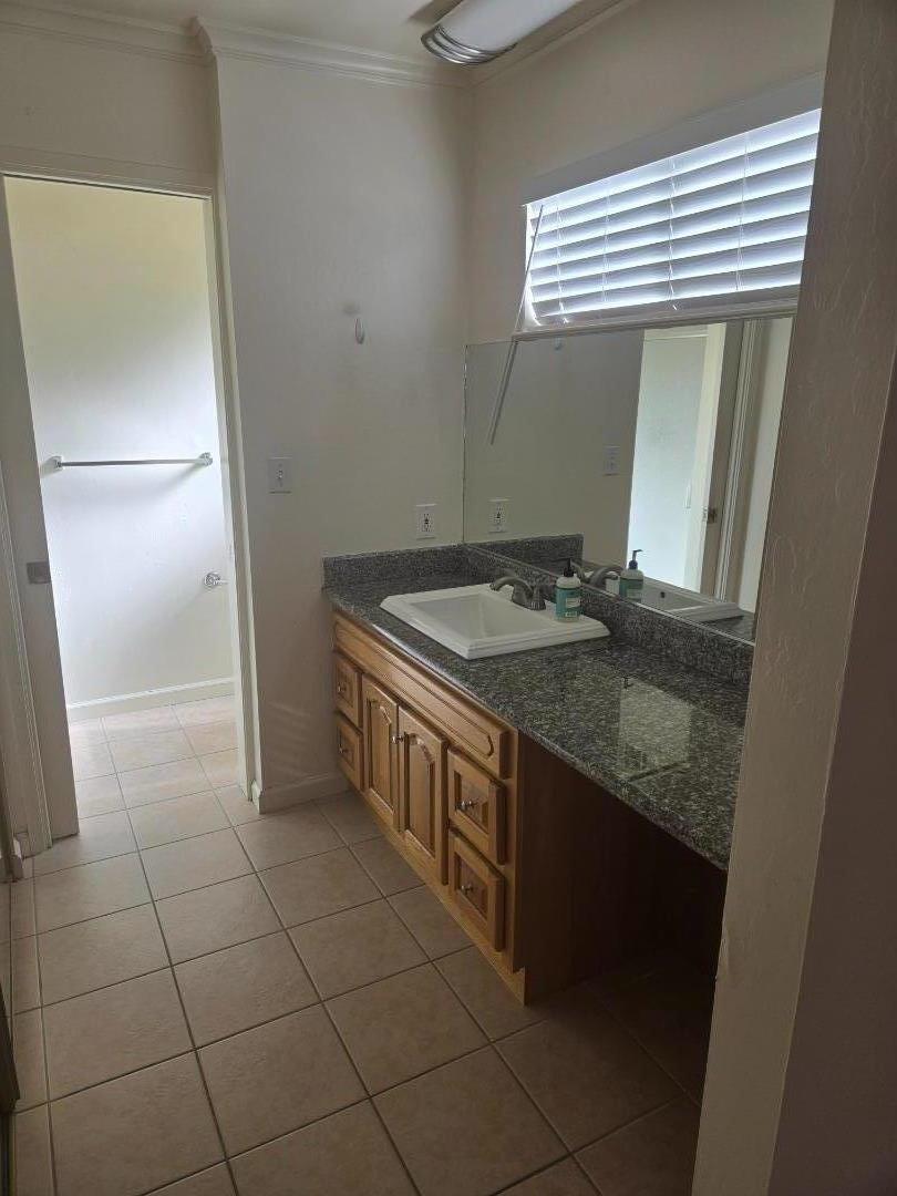 Detail Gallery Image 12 of 12 For 308 Torino Dr, San Carlos,  CA 94070 - 2 Beds | 2 Baths