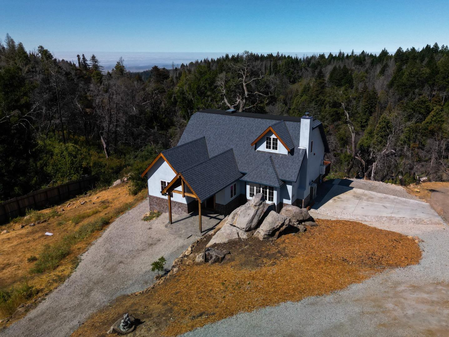 Detail Gallery Image 3 of 29 For 10701 Empire Grade, Santa Cruz,  CA 95060 - 3 Beds | 2 Baths