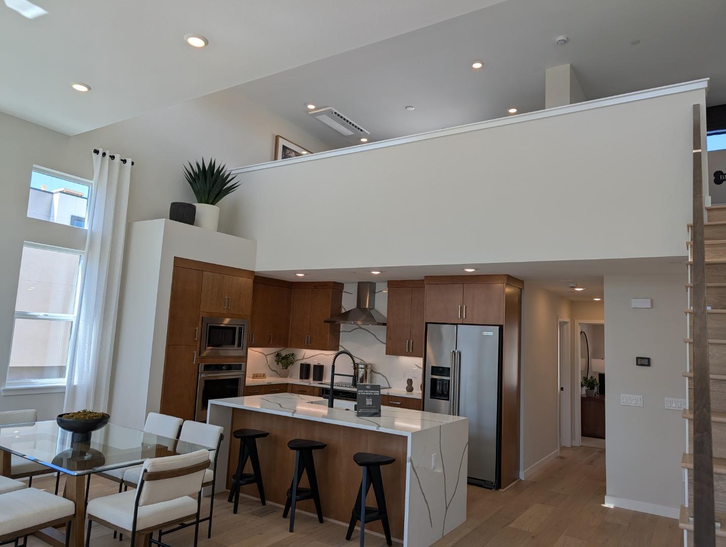 Detail Gallery Image 4 of 33 For 11240 Cottonwood Pl #38-08 PLAN 3,  Saratoga,  CA 95070 - 3 Beds | 3 Baths