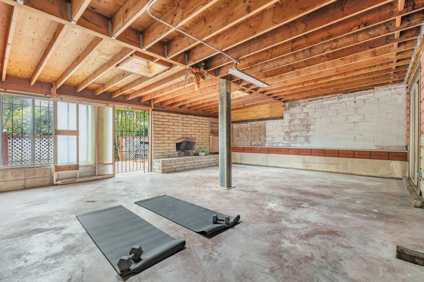 Detail Gallery Image 22 of 30 For 569 Chenery St, San Francisco,  CA 94131 - 3 Beds | 1 Baths