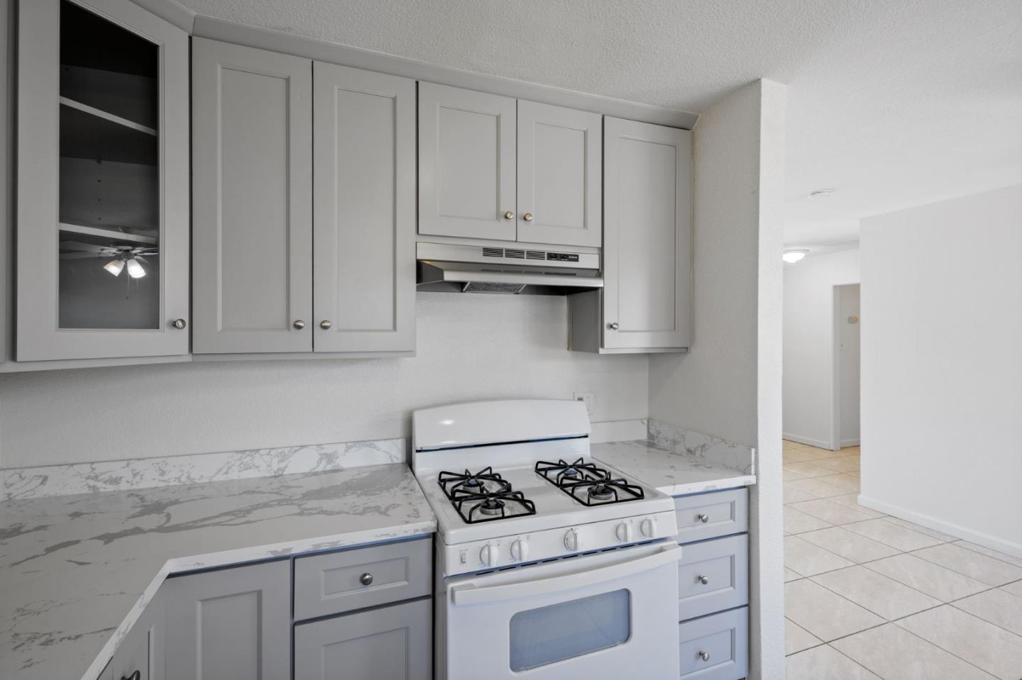 Detail Gallery Image 8 of 23 For 184 Parkwest St, Merced,  CA 95341 - 3 Beds | 2 Baths