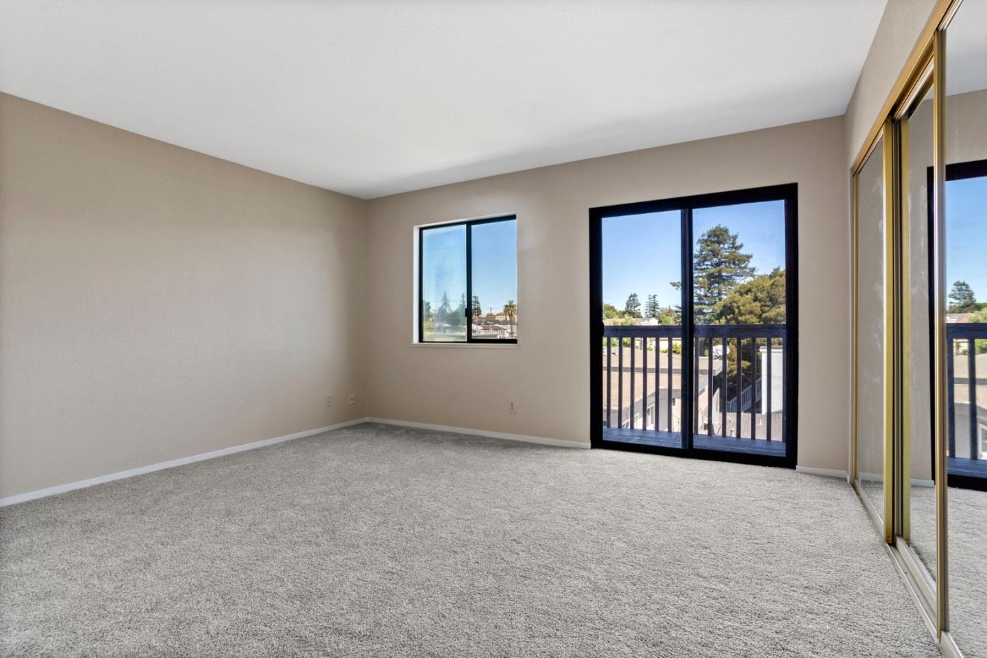 Detail Gallery Image 23 of 31 For 225 E Santa Inez Ave #15,  San Mateo,  CA 94401 - 2 Beds | 2/1 Baths