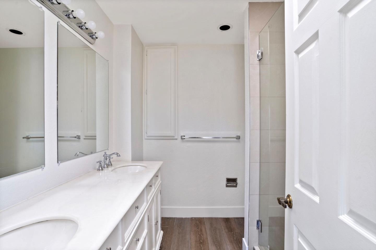 Detail Gallery Image 27 of 31 For 225 E Santa Inez Ave #15,  San Mateo,  CA 94401 - 2 Beds | 2/1 Baths