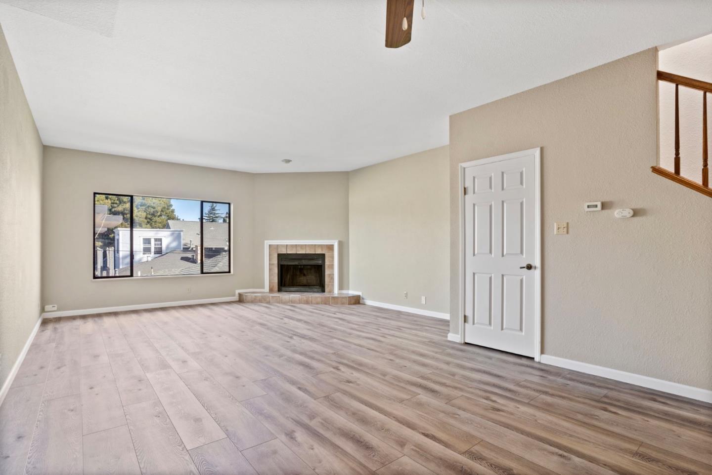 Detail Gallery Image 7 of 31 For 225 E Santa Inez Ave #15,  San Mateo,  CA 94401 - 2 Beds | 2/1 Baths
