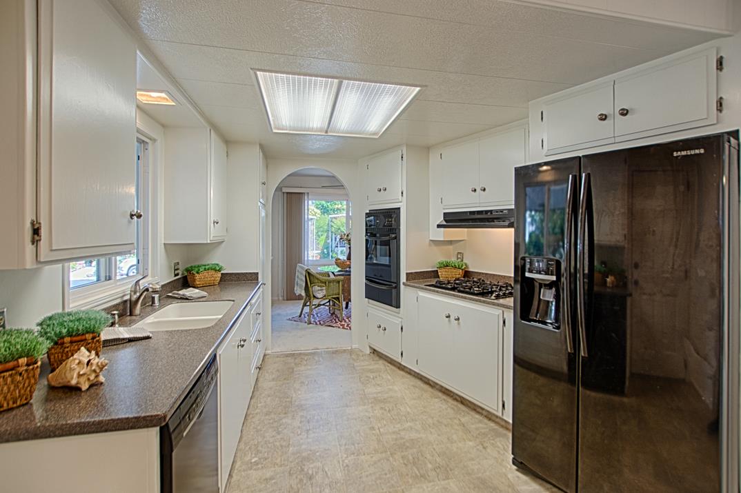 Detail Gallery Image 11 of 49 For 225 Mount Hermon #164,  Scotts Valley,  CA 95066 - 2 Beds | 2 Baths