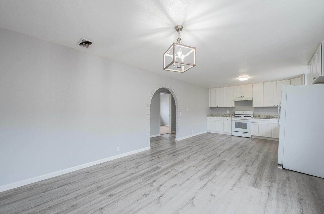 Detail Gallery Image 10 of 33 For 1708 Vosti Ave, Soledad,  CA 93960 - 4 Beds | 2 Baths