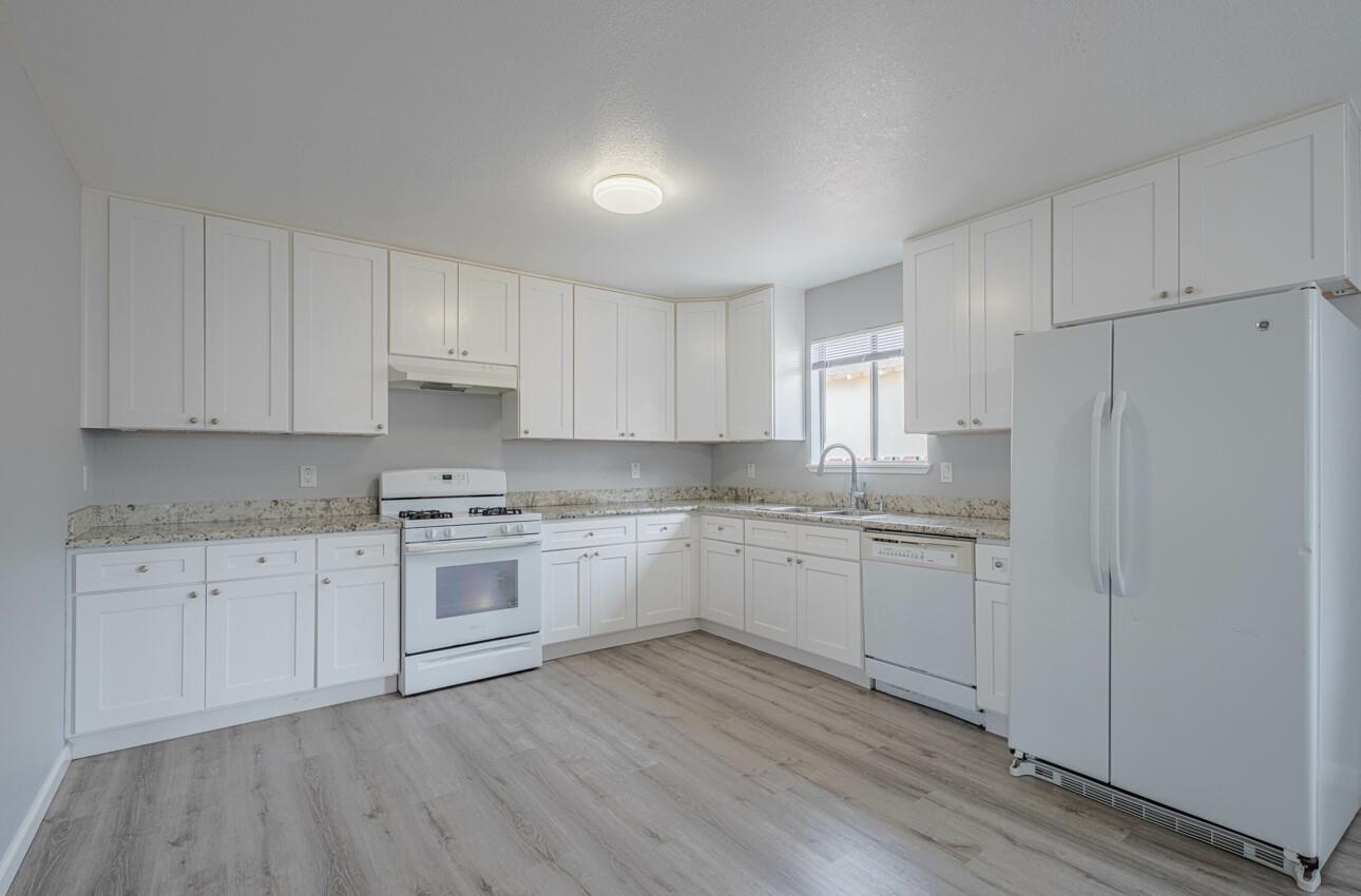 Detail Gallery Image 11 of 33 For 1708 Vosti Ave, Soledad,  CA 93960 - 4 Beds | 2 Baths