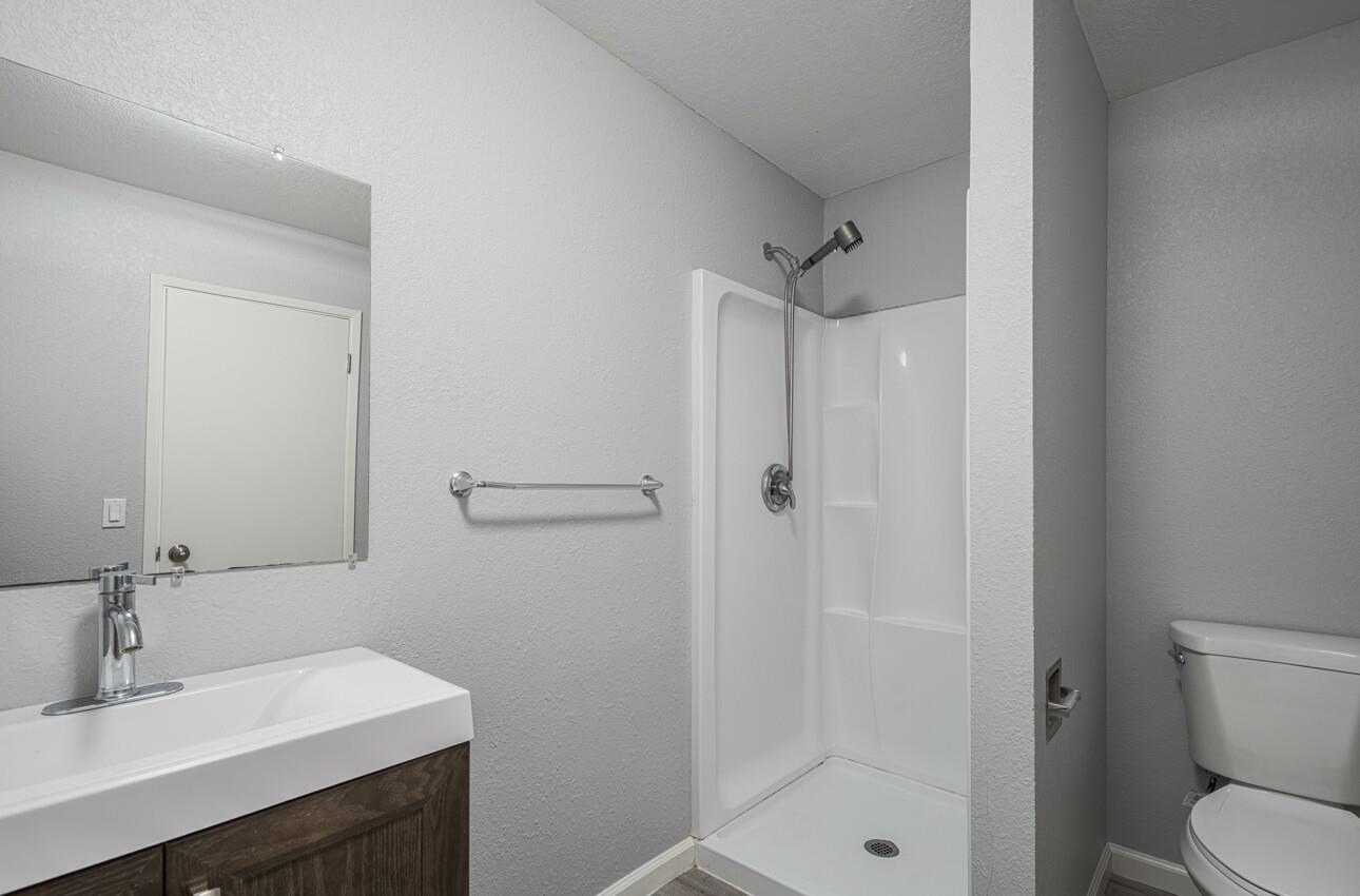 Detail Gallery Image 18 of 33 For 1708 Vosti Ave, Soledad,  CA 93960 - 4 Beds | 2 Baths