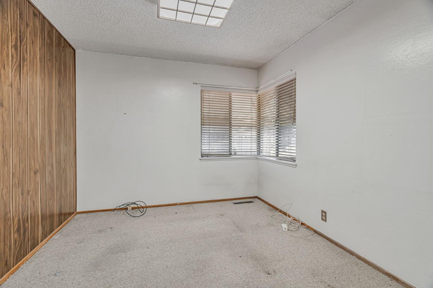 Detail Gallery Image 15 of 49 For 390 Lawndale Ave, Campbell,  CA 95008 - 3 Beds | 1/1 Baths