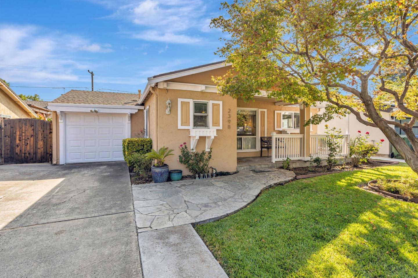 Detail Gallery Image 1 of 45 For 2398 Cherry Ave, San Jose,  CA 95125 - 3 Beds | 2 Baths