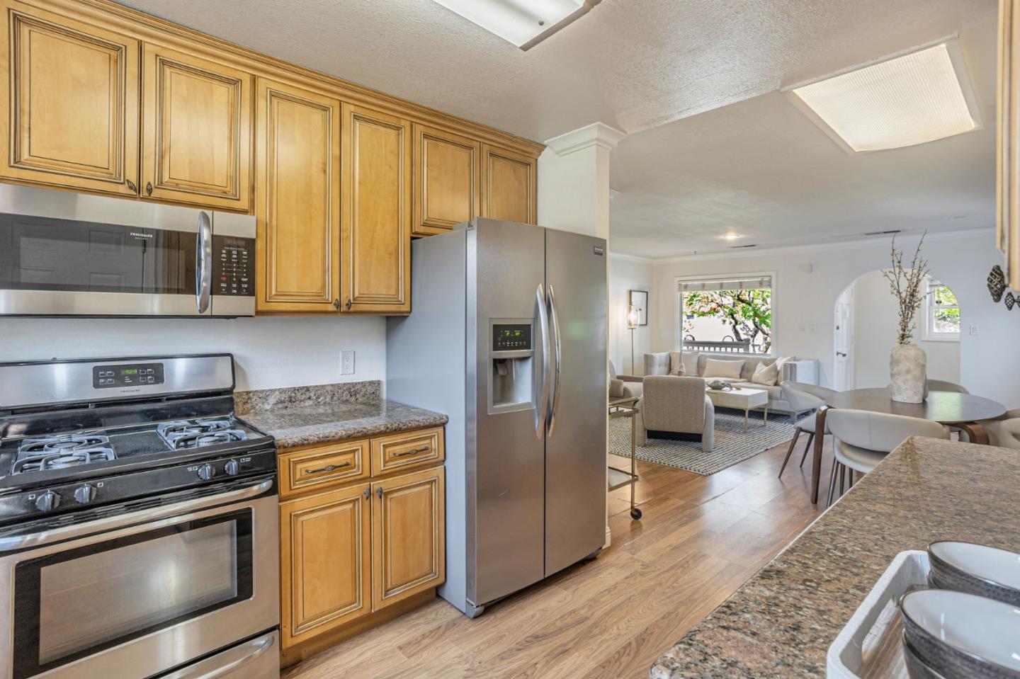 Detail Gallery Image 16 of 45 For 2398 Cherry Ave, San Jose,  CA 95125 - 3 Beds | 2 Baths