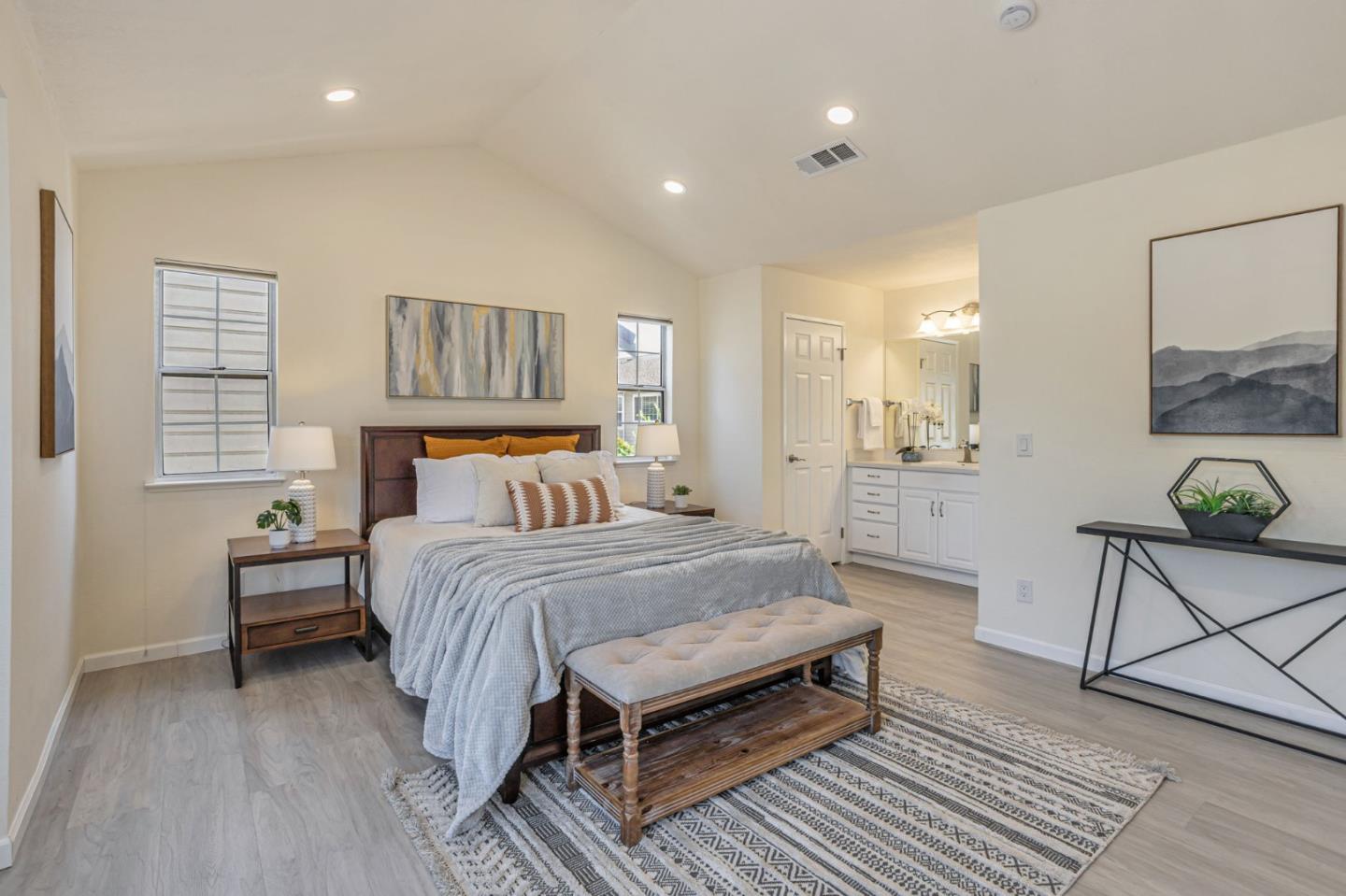 Detail Gallery Image 19 of 38 For 952 Coventry Way, Milpitas,  CA 95035 - 2 Beds | 2/1 Baths