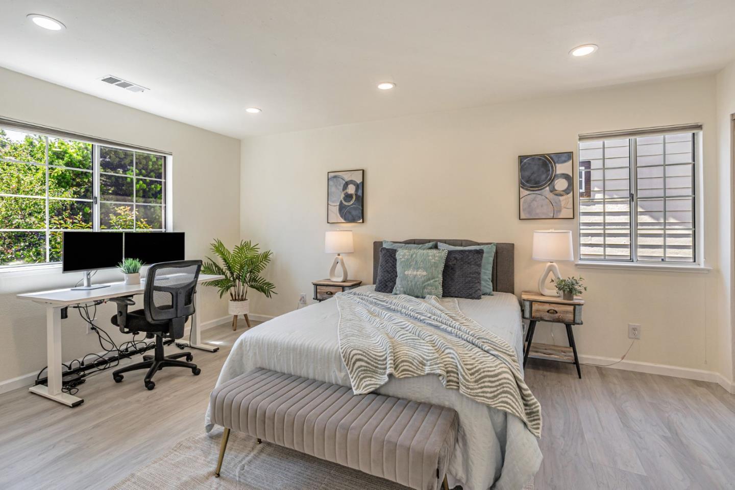 Detail Gallery Image 26 of 38 For 952 Coventry Way, Milpitas,  CA 95035 - 2 Beds | 2/1 Baths