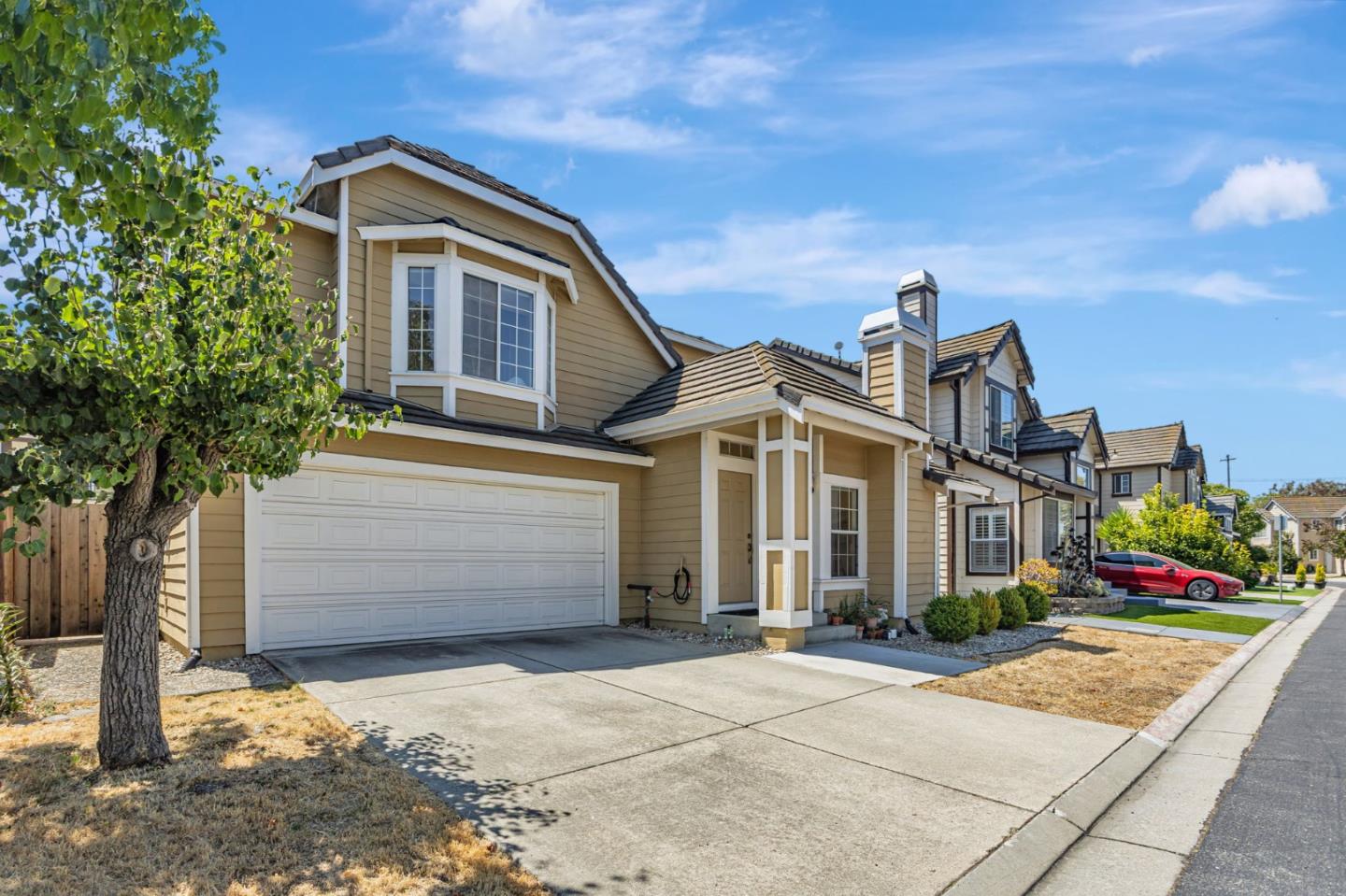 Detail Gallery Image 4 of 38 For 952 Coventry Way, Milpitas,  CA 95035 - 2 Beds | 2/1 Baths