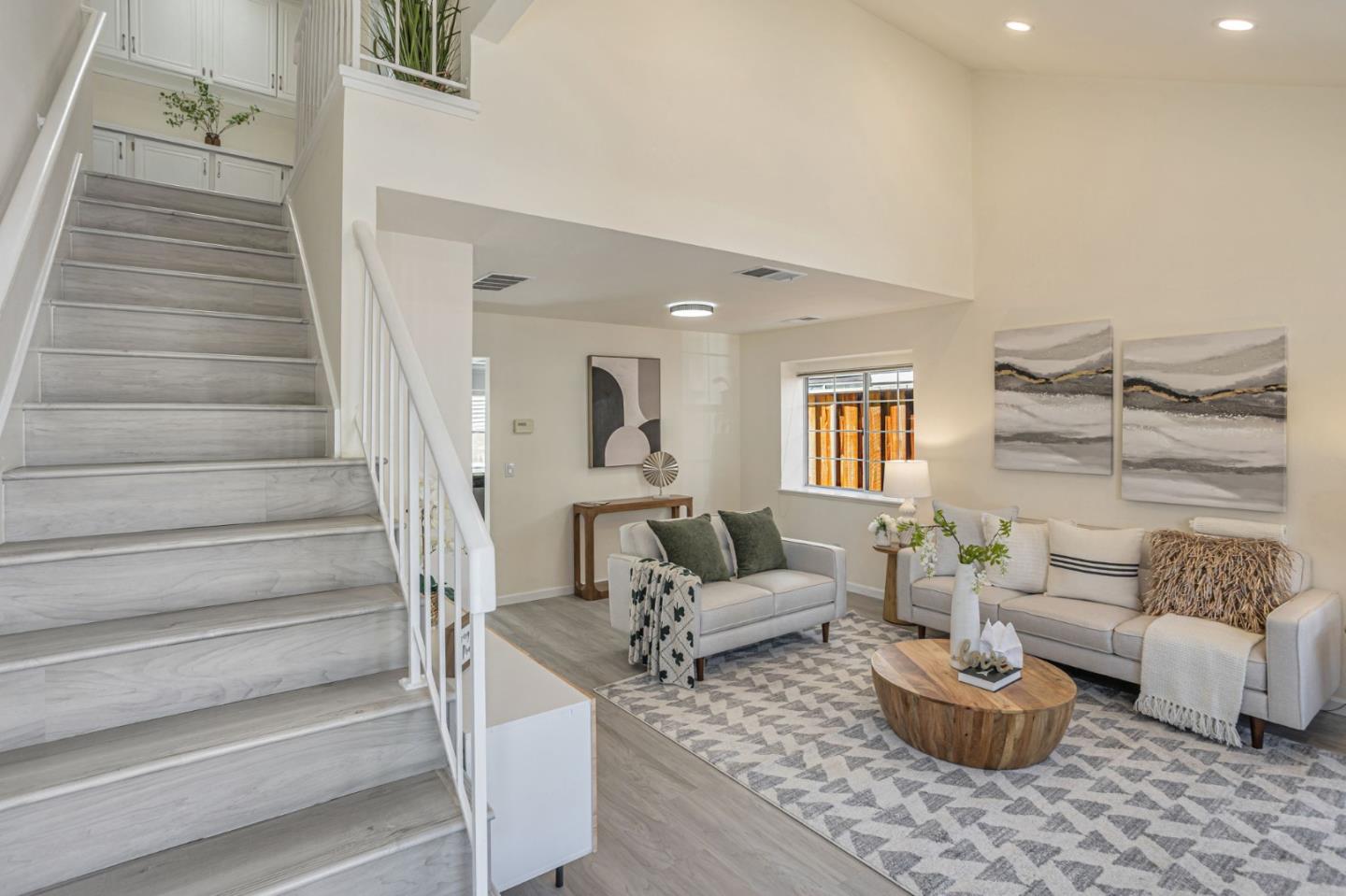 Detail Gallery Image 7 of 38 For 952 Coventry Way, Milpitas,  CA 95035 - 2 Beds | 2/1 Baths