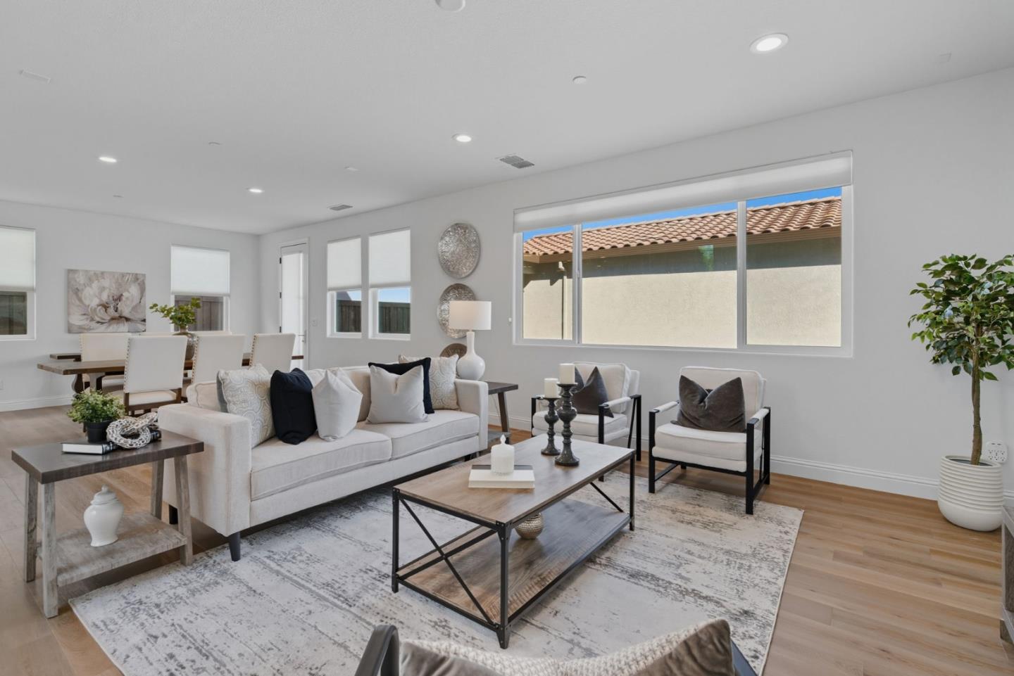 Detail Gallery Image 10 of 56 For 2659 Cordelia Ln, Tracy,  CA 95377 - 5 Beds | 3/1 Baths