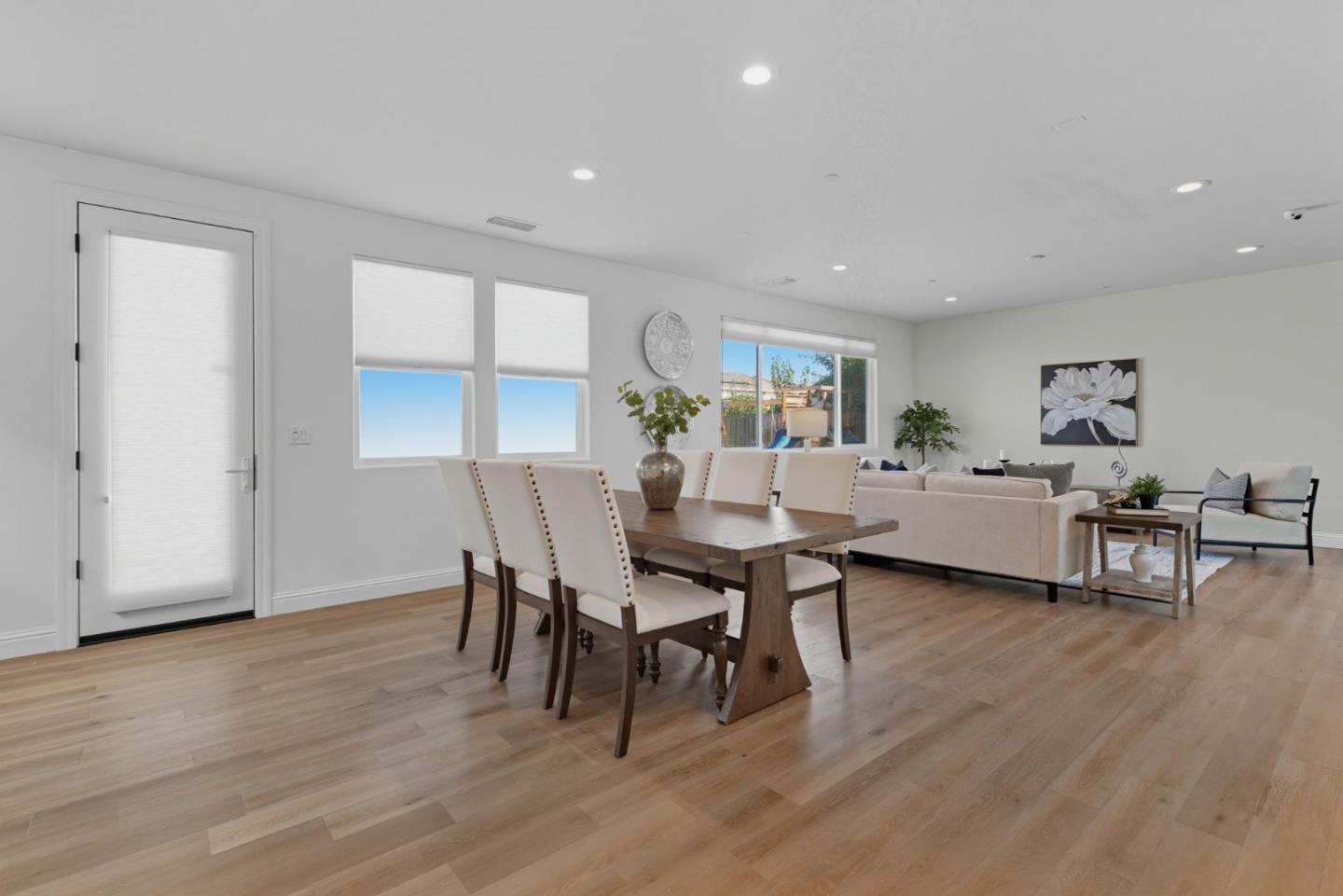 Detail Gallery Image 14 of 56 For 2659 Cordelia Ln, Tracy,  CA 95377 - 5 Beds | 3/1 Baths