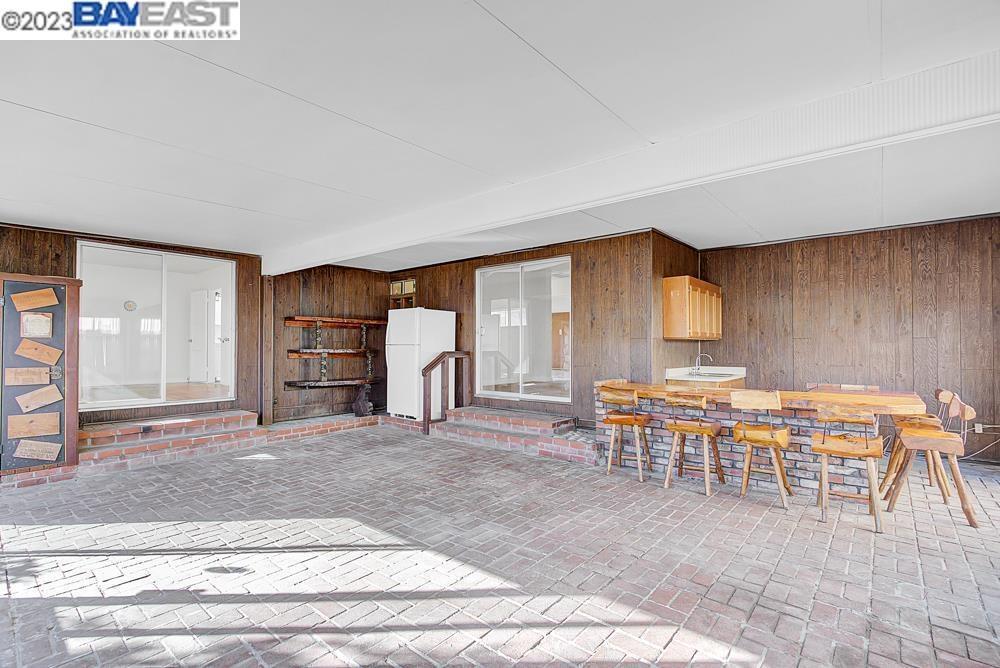 Detail Gallery Image 18 of 27 For 2285 Star Ave, Castro Valley,  CA 94546 - 3 Beds | 2 Baths