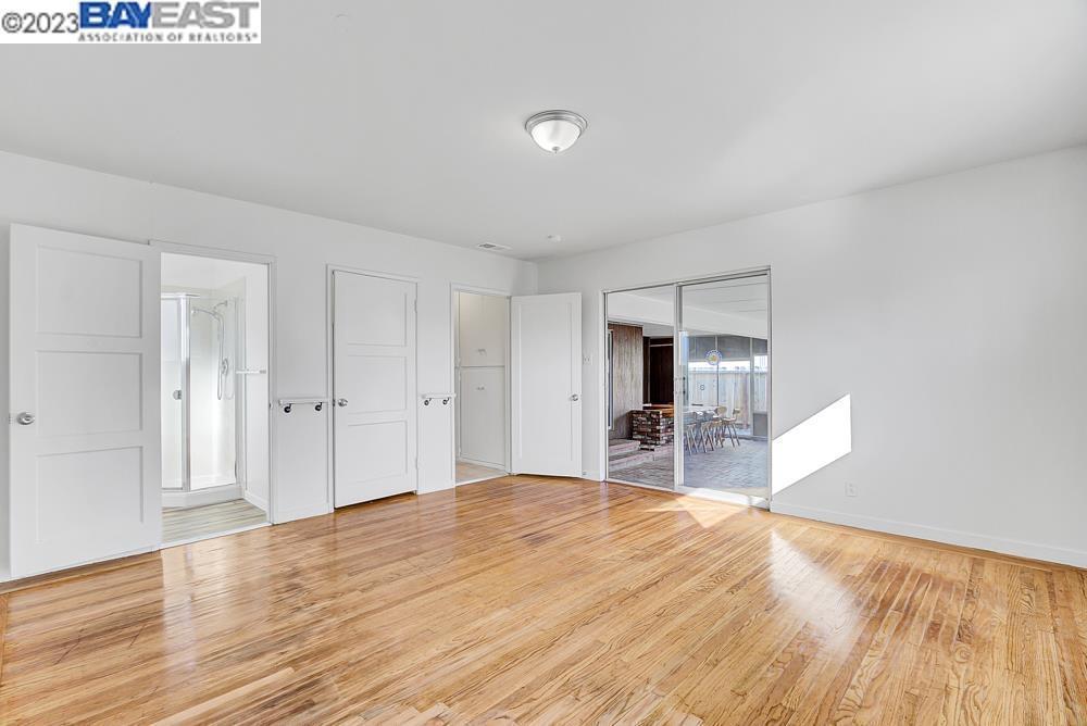 Detail Gallery Image 9 of 27 For 2285 Star Ave, Castro Valley,  CA 94546 - 3 Beds | 2 Baths