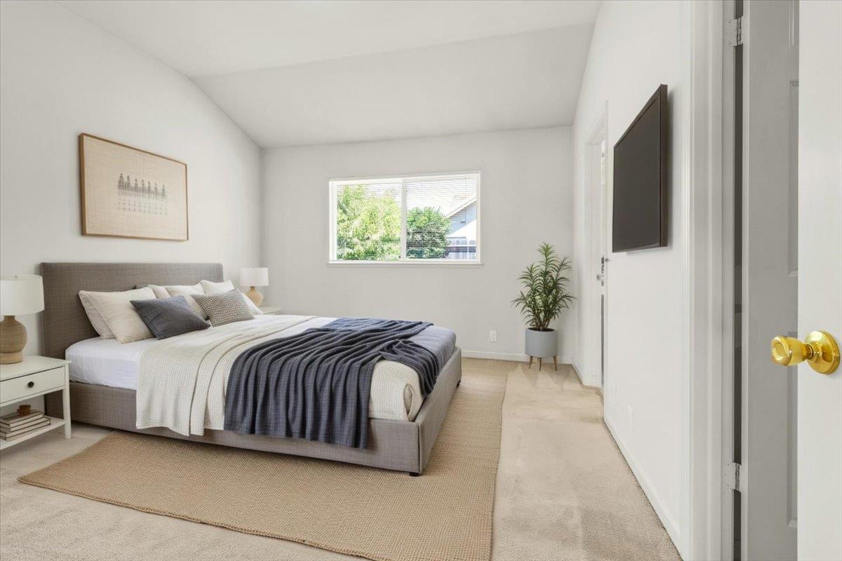 Detail Gallery Image 18 of 37 For 329 Westminster Dr, Salinas,  CA 93906 - 3 Beds | 2 Baths