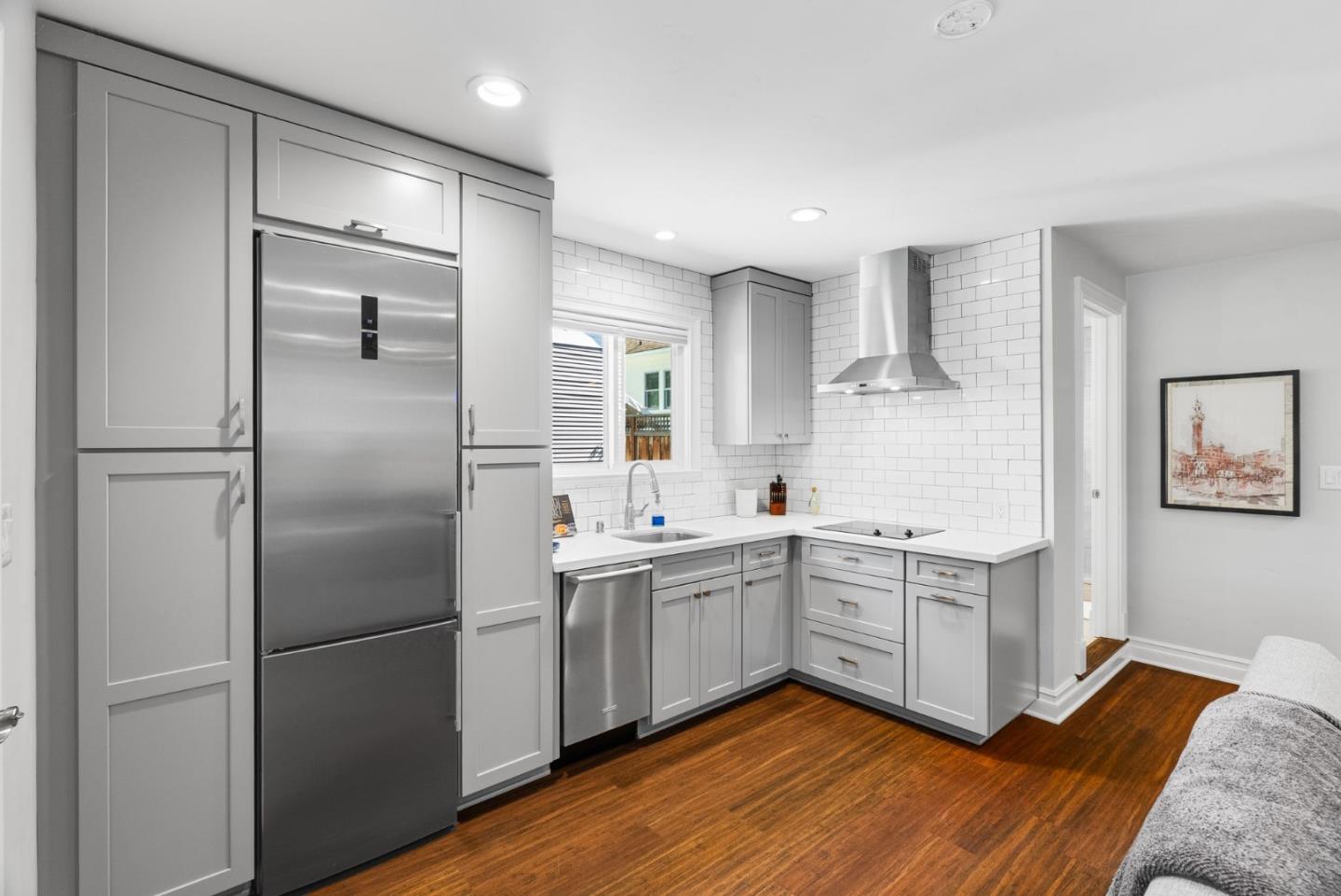 Detail Gallery Image 31 of 75 For 1201 Hester Ave, San Jose,  CA 95126 - 4 Beds | 3 Baths