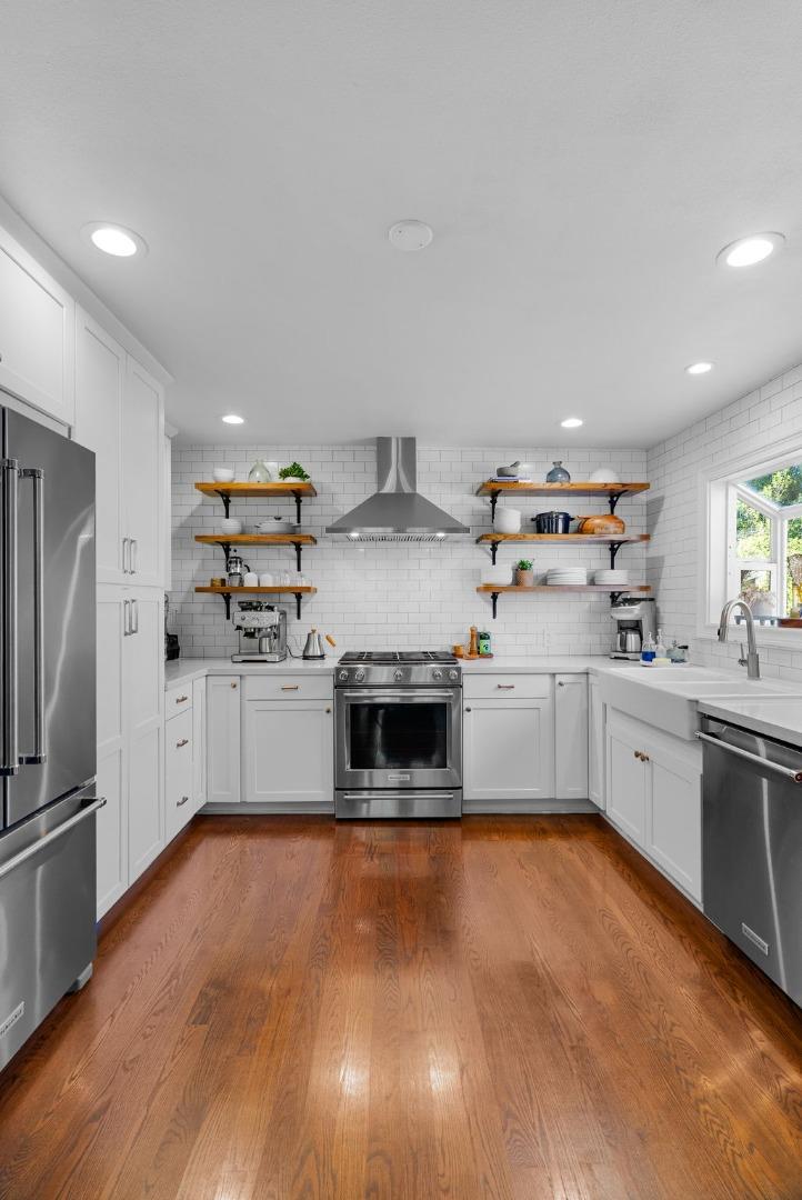 Detail Gallery Image 7 of 75 For 1201 Hester Ave, San Jose,  CA 95126 - 4 Beds | 3 Baths