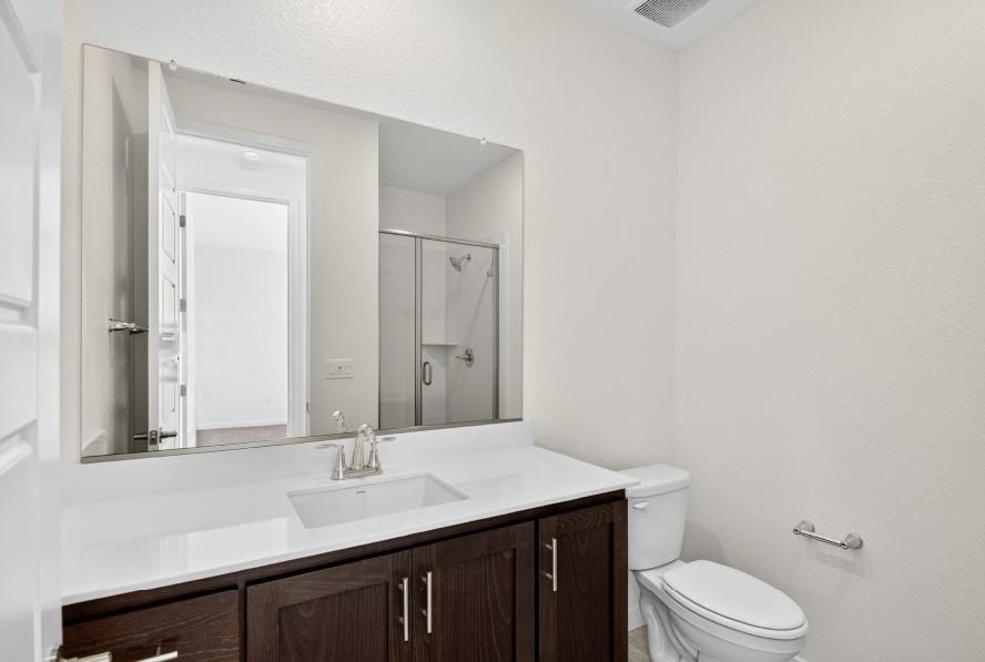 Detail Gallery Image 9 of 14 For 6008 Big Sky Dr, Fairfield,  CA 94533 - 4 Beds | 3 Baths