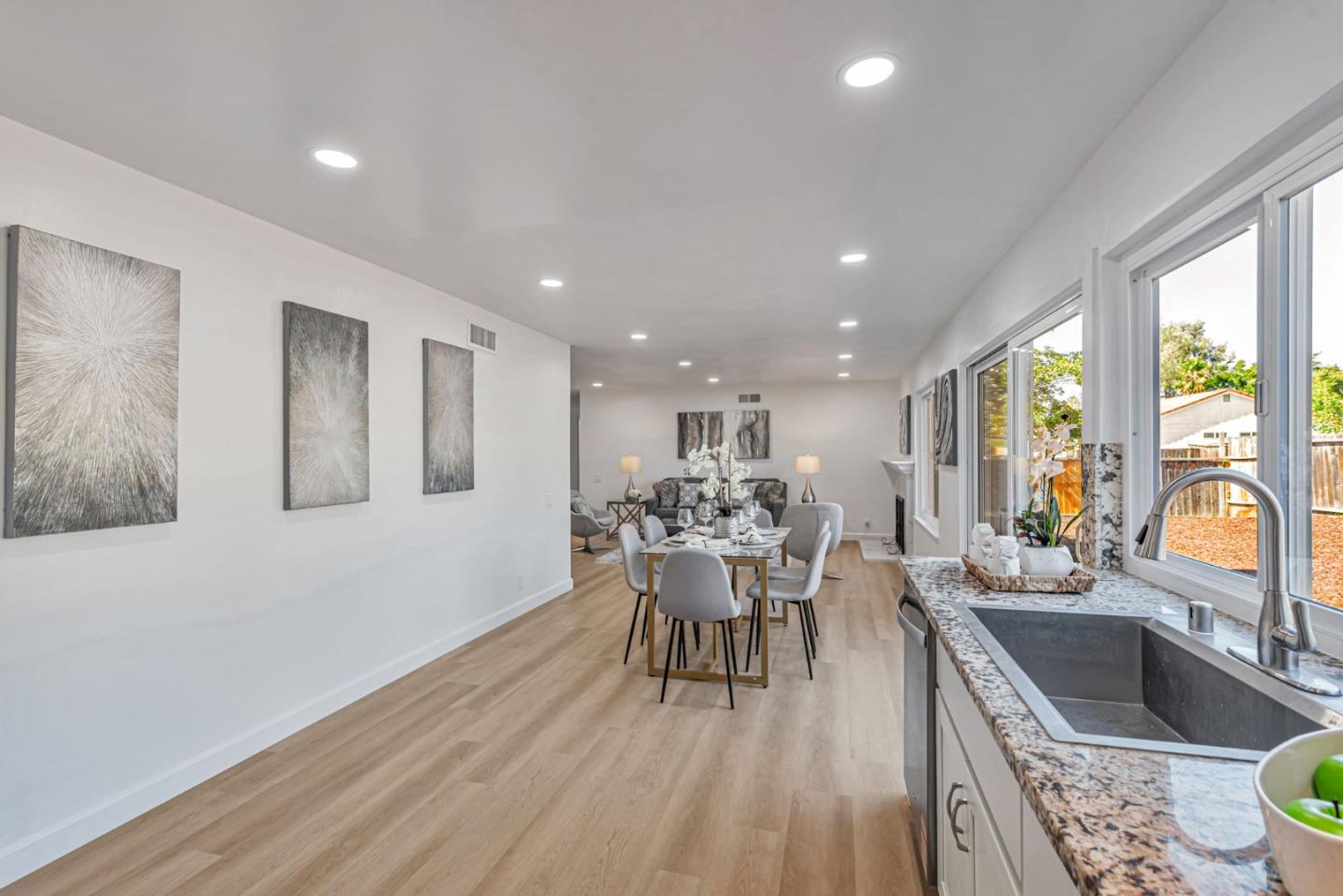 Detail Gallery Image 13 of 32 For 4858 Rue Toulon Ct, San Jose,  CA 95136 - 4 Beds | 2 Baths