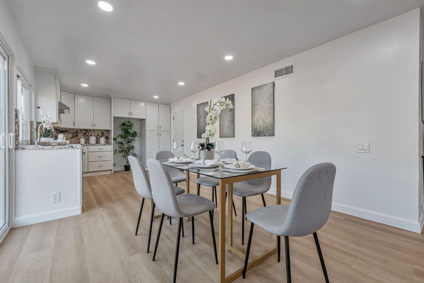 Detail Gallery Image 14 of 32 For 4858 Rue Toulon Ct, San Jose,  CA 95136 - 4 Beds | 2 Baths