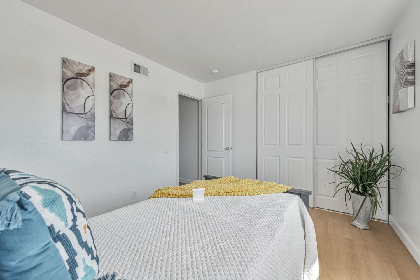 Detail Gallery Image 20 of 32 For 4858 Rue Toulon Ct, San Jose,  CA 95136 - 4 Beds | 2 Baths