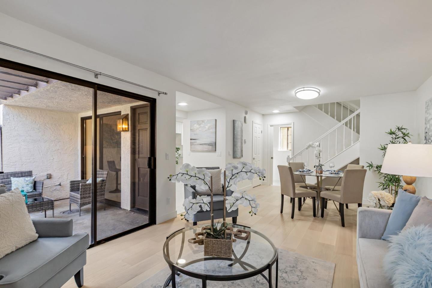 Detail Gallery Image 6 of 29 For 19972 Portal Plz, Cupertino,  CA 95014 - 2 Beds | 2/1 Baths