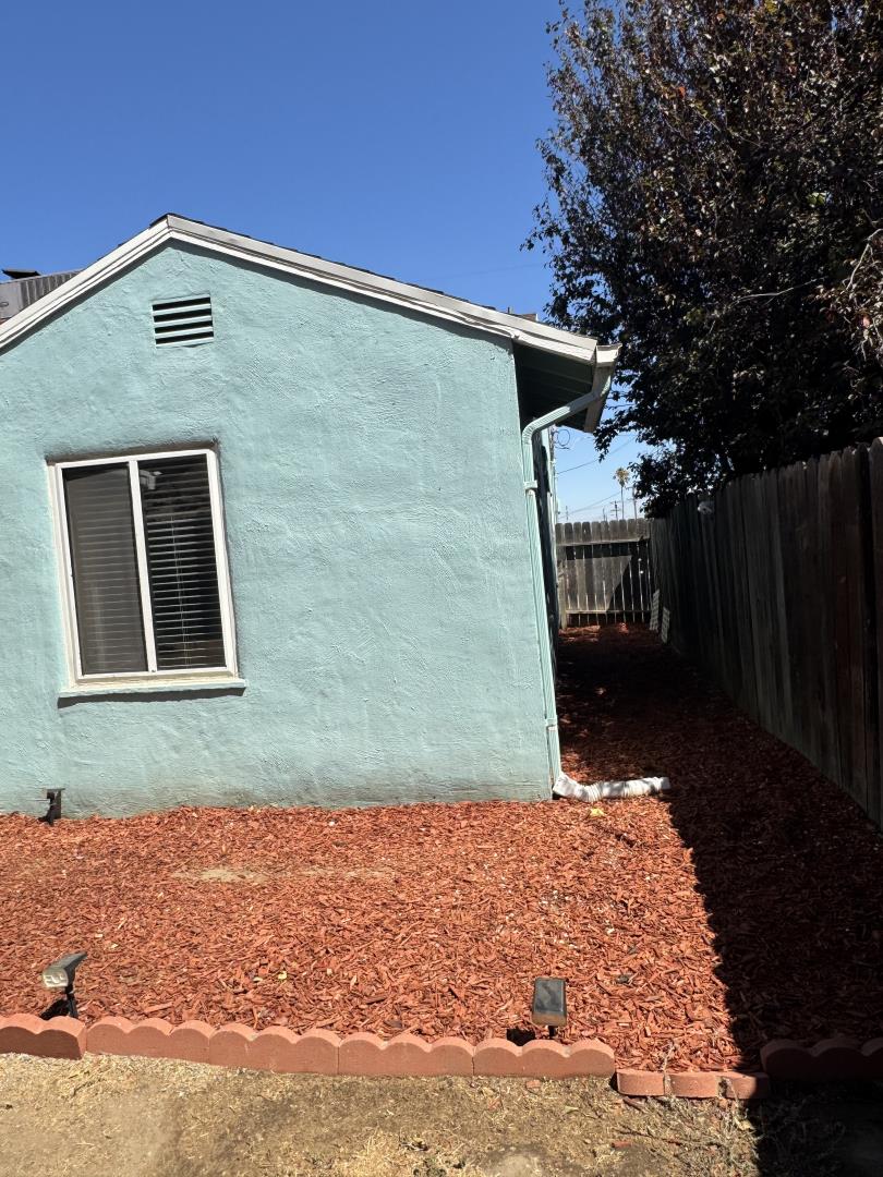 Detail Gallery Image 22 of 56 For 401 San Joaquin Ave, Antioch,  CA 94509 - 2 Beds | 1 Baths