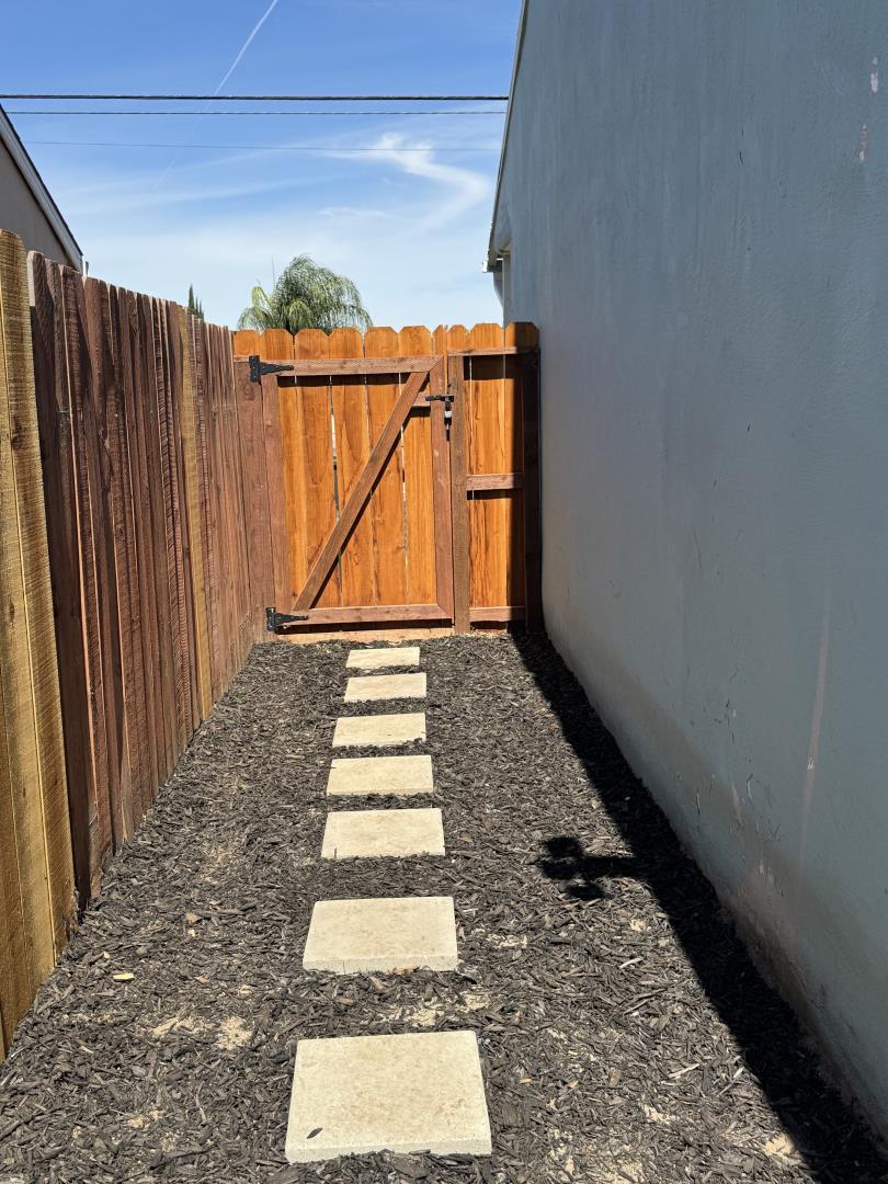 Detail Gallery Image 61 of 65 For 401 San Joaquin Ave, Antioch,  CA 94509 - 2 Beds | 1 Baths