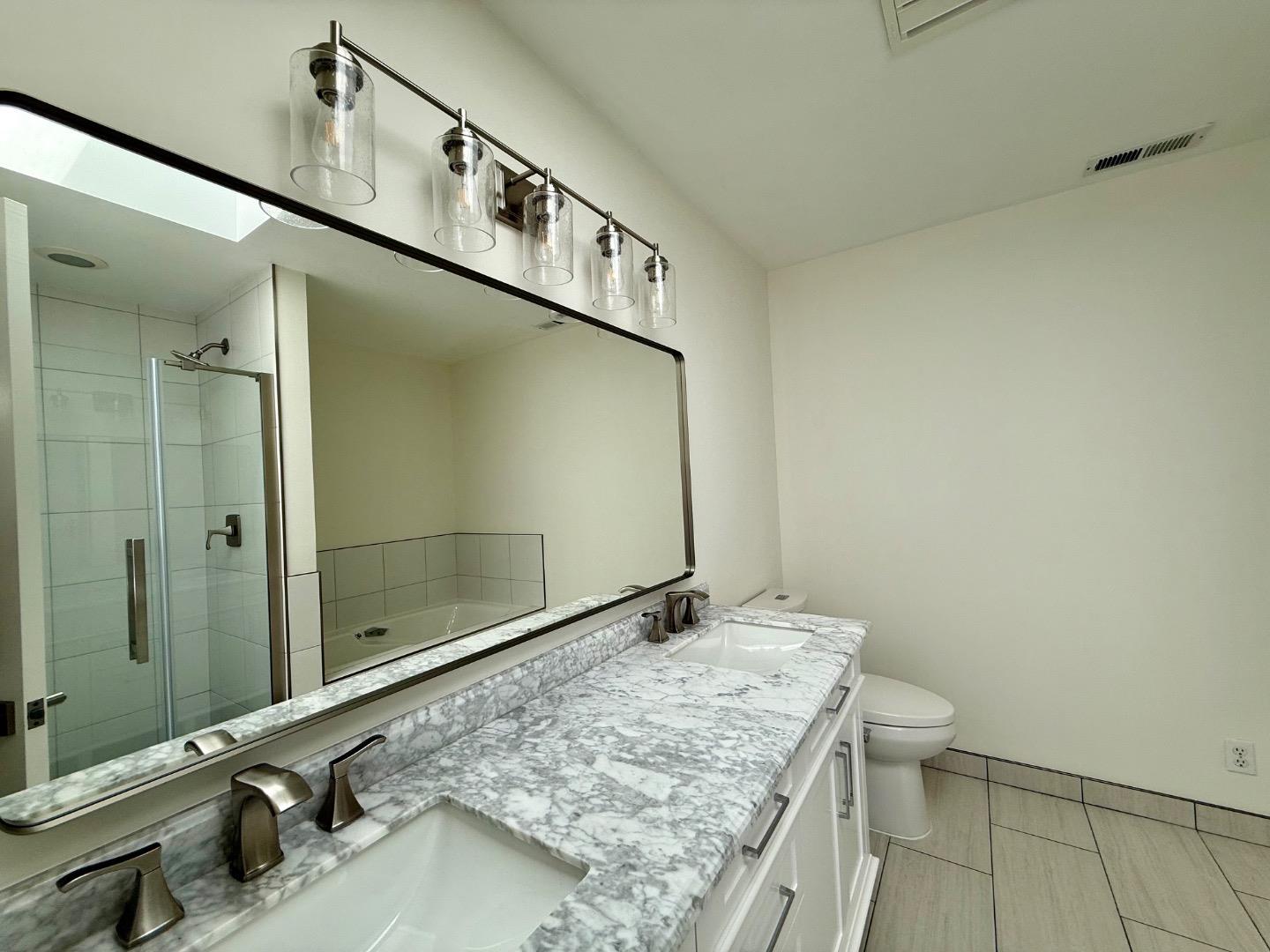Detail Gallery Image 16 of 22 For 1082 Lupin Way, San Carlos,  CA 94070 - 5 Beds | 3/1 Baths