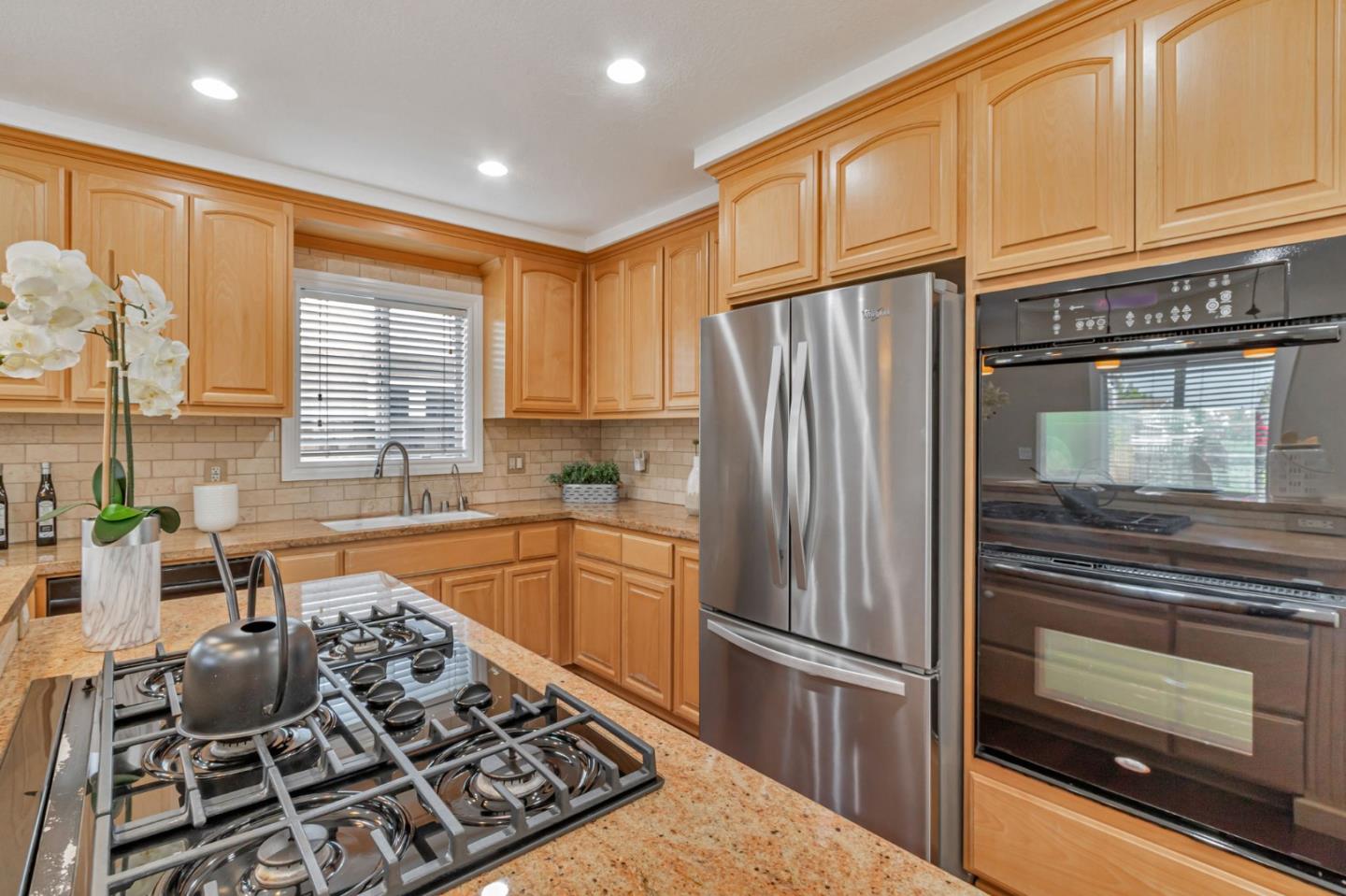 Detail Gallery Image 15 of 40 For 445 N 16th St, San Jose,  CA 95112 - 3 Beds | 2 Baths