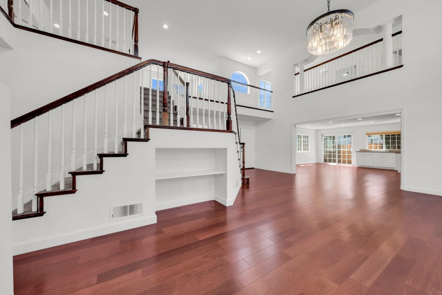 Detail Gallery Image 11 of 80 For 6252 Placid Ct, San Jose,  CA 95135 - 7 Beds | 5 Baths