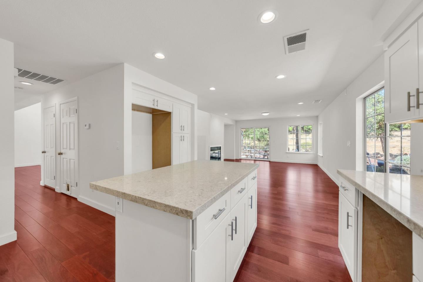 Detail Gallery Image 20 of 80 For 6252 Placid Ct, San Jose,  CA 95135 - 7 Beds | 5 Baths