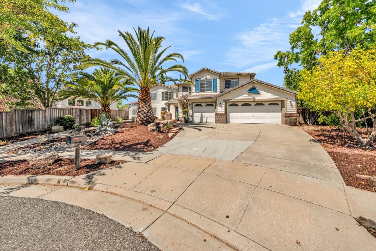 Detail Gallery Image 5 of 80 For 6252 Placid Ct, San Jose,  CA 95135 - 7 Beds | 5 Baths