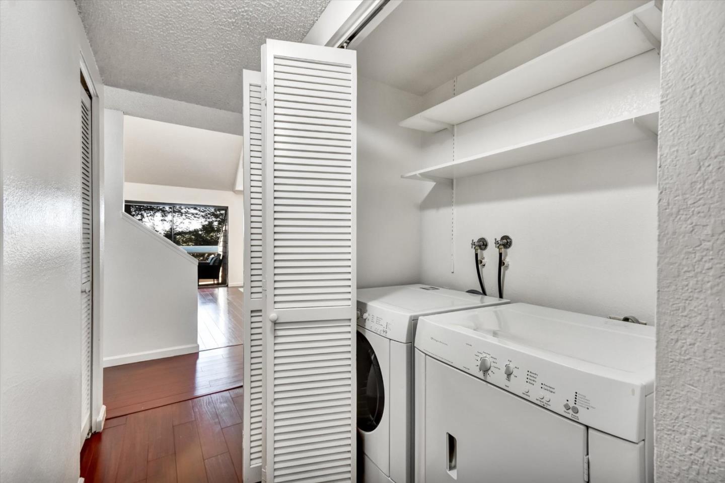 Detail Gallery Image 22 of 48 For 1129 Foxchase Dr, San Jose,  CA 95123 - 2 Beds | 2 Baths