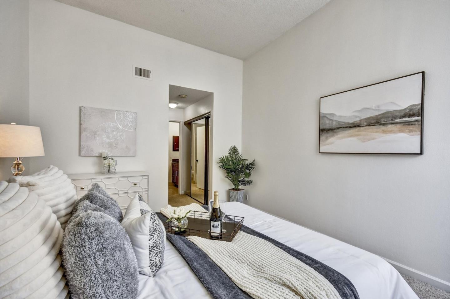 Detail Gallery Image 26 of 48 For 1129 Foxchase Dr, San Jose,  CA 95123 - 2 Beds | 2 Baths