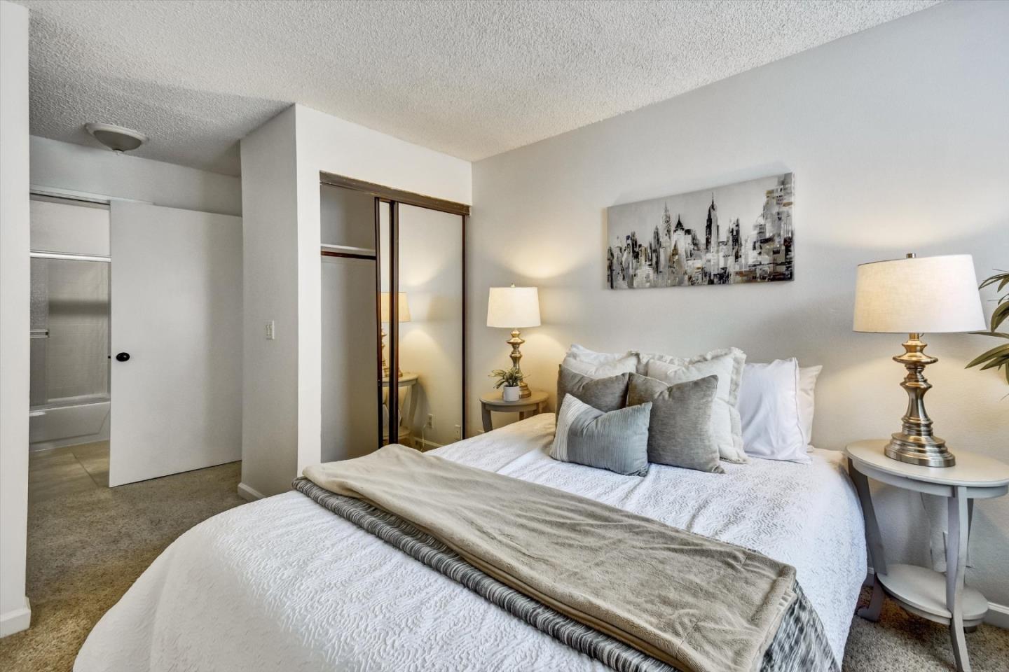 Detail Gallery Image 31 of 48 For 1129 Foxchase Dr, San Jose,  CA 95123 - 2 Beds | 2 Baths