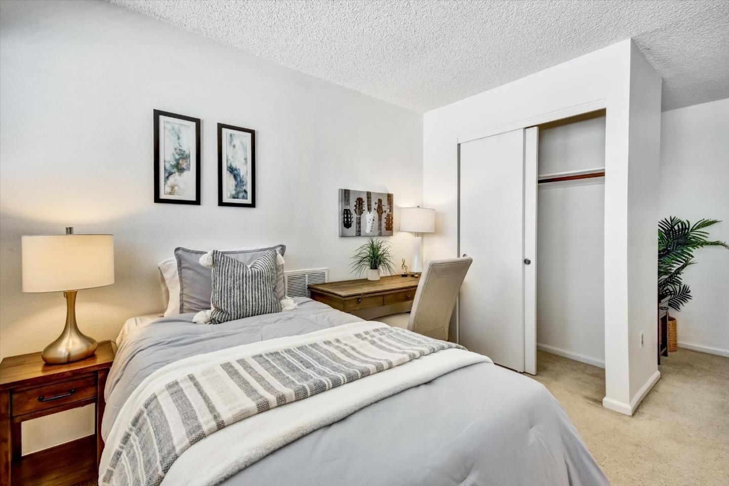 Detail Gallery Image 36 of 48 For 1129 Foxchase Dr, San Jose,  CA 95123 - 2 Beds | 2 Baths