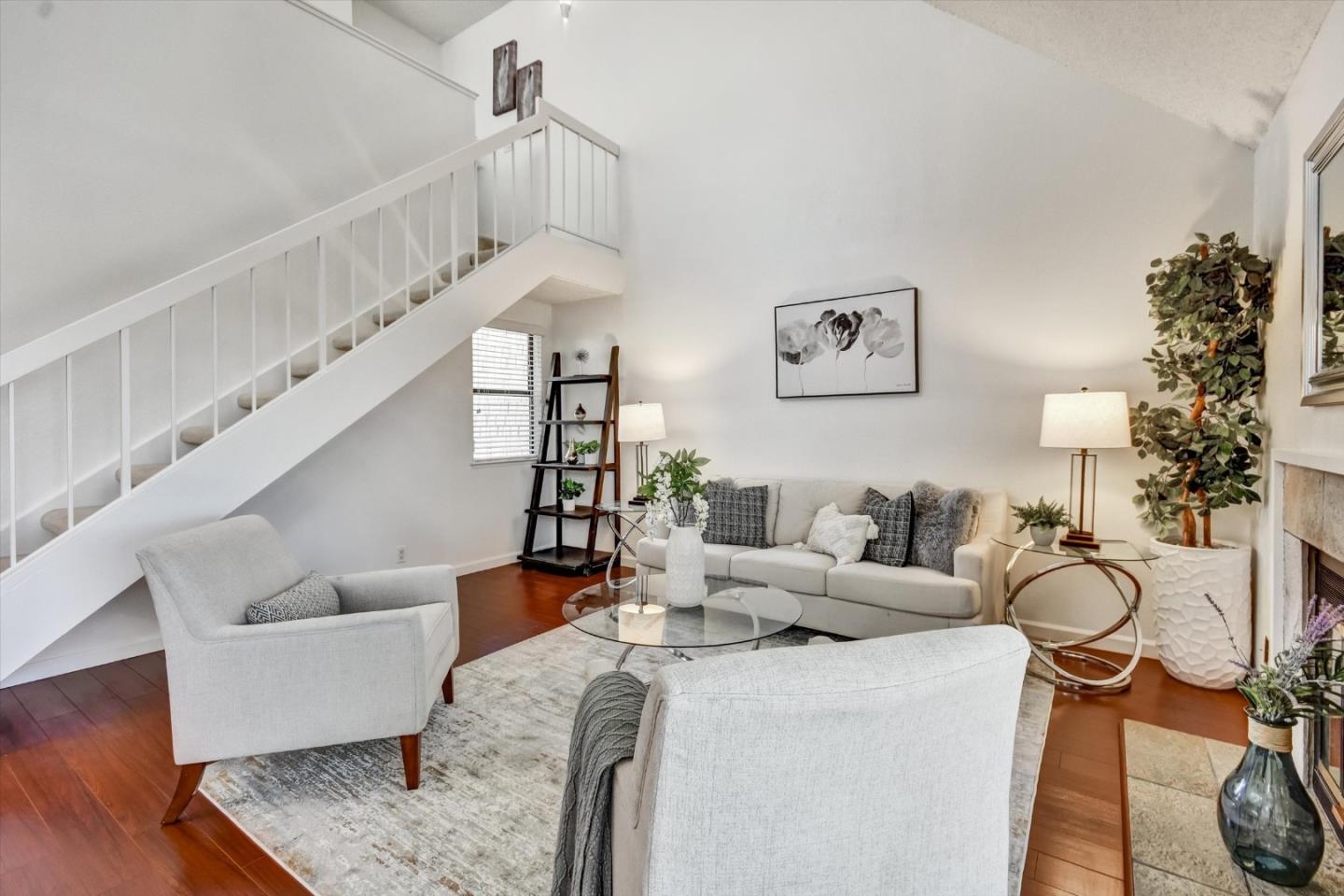 Detail Gallery Image 9 of 48 For 1129 Foxchase Dr, San Jose,  CA 95123 - 2 Beds | 2 Baths