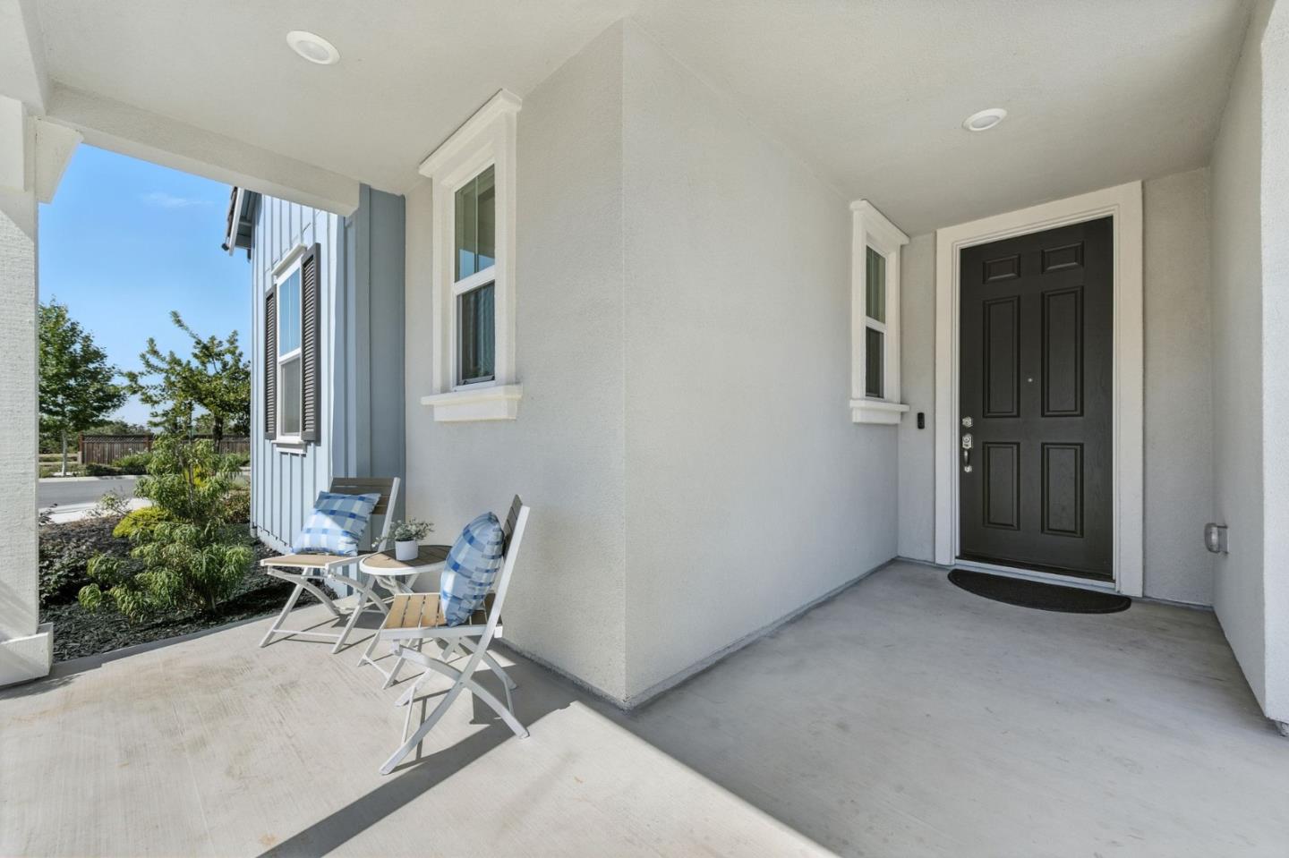 Detail Gallery Image 5 of 41 For 1555 Sawana Way, Gilroy,  CA 95020 - 3 Beds | 2 Baths