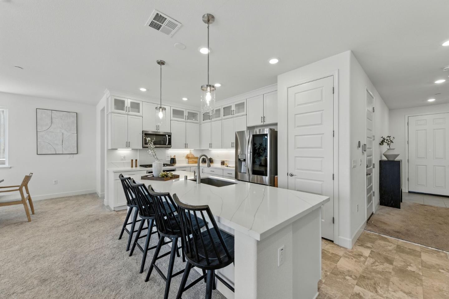 Detail Gallery Image 9 of 41 For 1555 Sawana Way, Gilroy,  CA 95020 - 3 Beds | 2 Baths