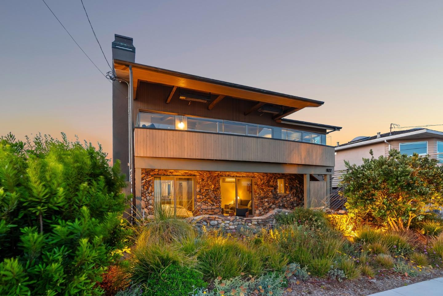 Detail Gallery Image 11 of 90 For 1122 W Cliff Dr, Santa Cruz,  CA 95060 - 4 Beds | 4/1 Baths
