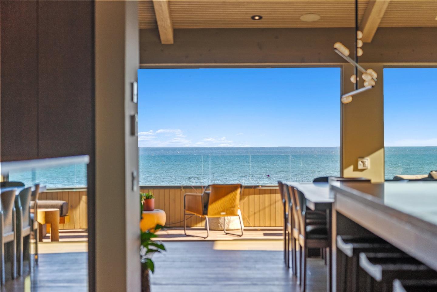 Detail Gallery Image 21 of 90 For 1122 W Cliff Dr, Santa Cruz,  CA 95060 - 4 Beds | 4/1 Baths