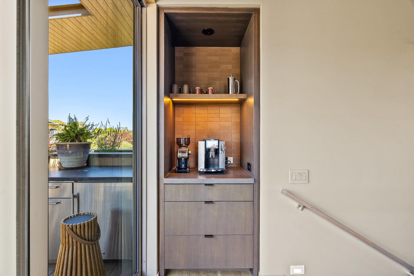 Detail Gallery Image 27 of 90 For 1122 W Cliff Dr, Santa Cruz,  CA 95060 - 4 Beds | 4/1 Baths