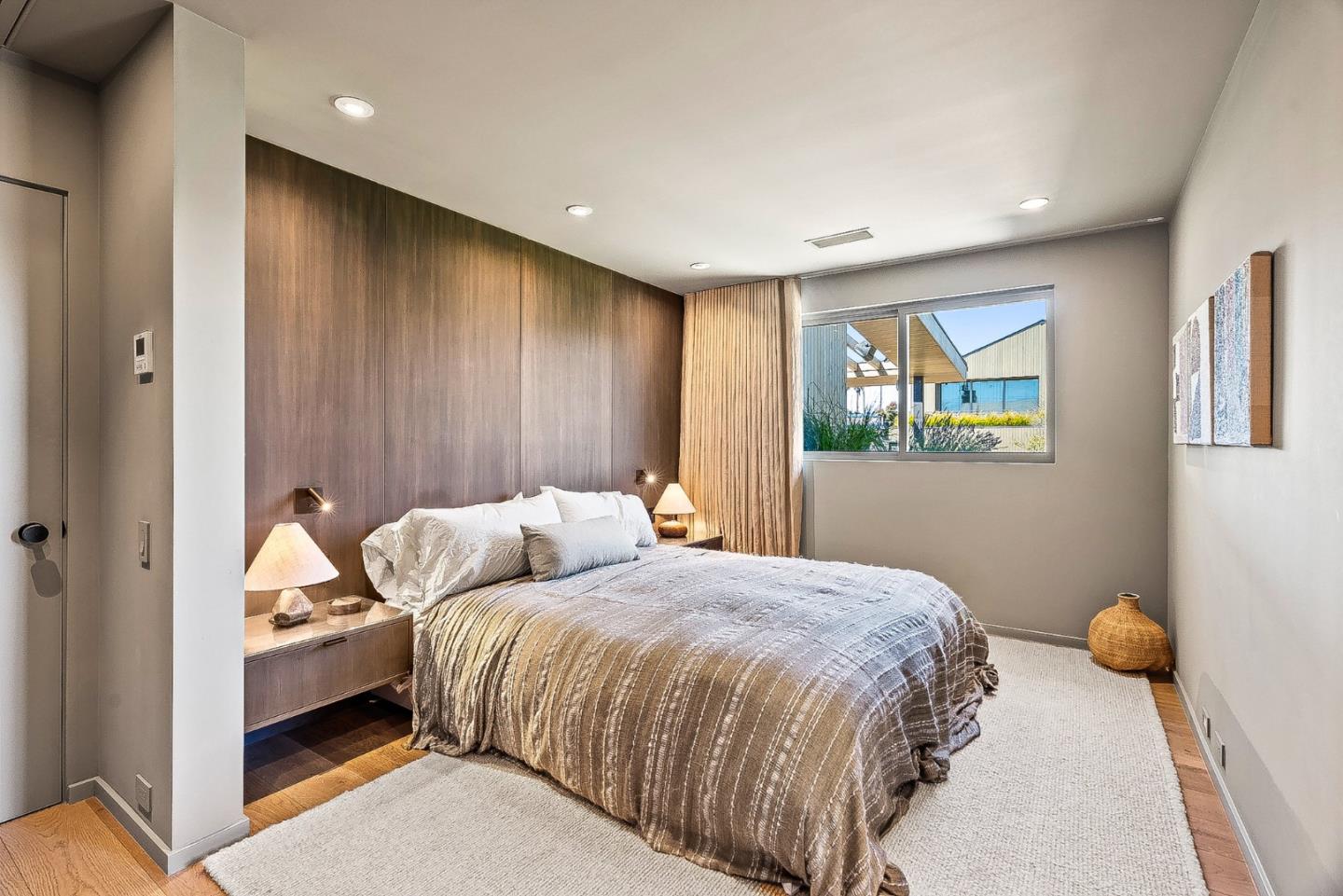 Detail Gallery Image 31 of 90 For 1122 W Cliff Dr, Santa Cruz,  CA 95060 - 4 Beds | 4/1 Baths